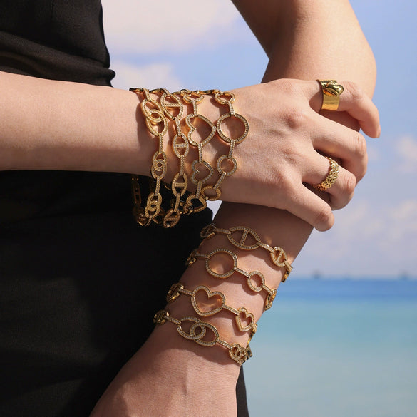 Wholesale Ladies Stainless Steel Love Circle Stitching Chain Bracelet With 5A Zircon Geometric Pattern Electroplating Light Luxury Temperament