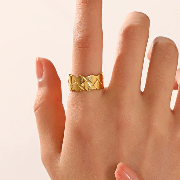Wholesale Ladies Titanium Steel Geometric Opening Adjustable Ring 18K Gold Plated