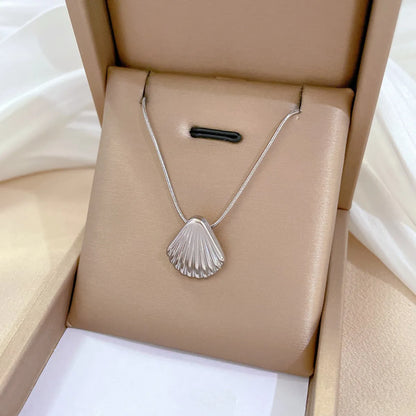 Wholesale Lady Shell Titanium Steel Pendant Necklace