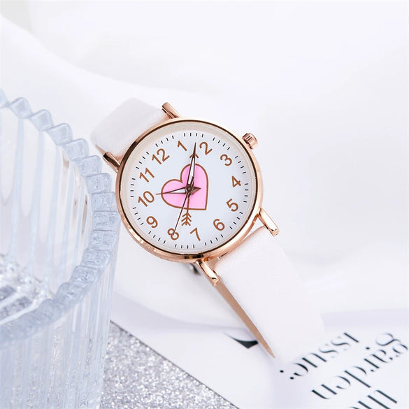 Wholesale Leisure Style Alloy And Imitation Leather Pink Round Quartz Watch With Arrow Piercing Heart Design For Female Students