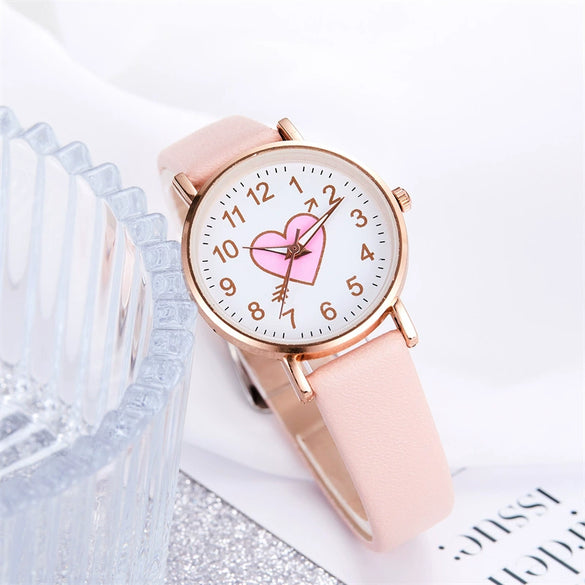 Wholesale Leisure Style Alloy And Imitation Leather Pink Round Quartz Watch With Arrow Piercing Heart Design For Female Students
