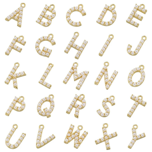 Wholesale Letter Accessories Copper Plated 18K Gold Set With Artificial Pearl Geometric Style Pendant