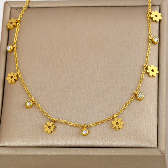 Wholesale Light Luxury Diamond Multilayered Necklace For Women With Flower Pattern And Fairy Style