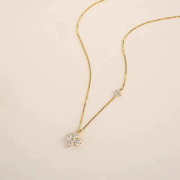 Wholesale Light Luxury Elegant Women's S925 Sterling Silver Twin Four Leaf Clover Pendant Necklace With 18K Gold Plated And O Word Chain