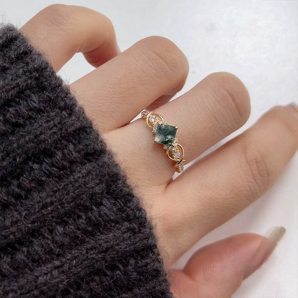 Wholesale Light Luxury Geometric Aquatic Agate Ring Made Of S925 Sterling Silver Plated With 14K Gold For Women
