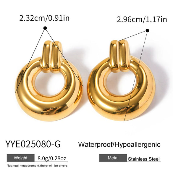 Wholesale Light Luxury Geometric Circle Contrasting Color Earrings In Titanium Steel With Electroplating