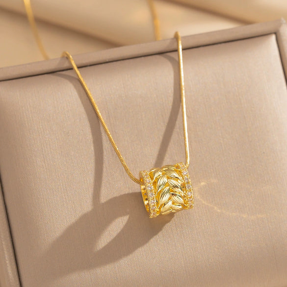 Wholesale Light Luxury Geometric Copper Zircon Inlaid Pendant Necklace With Real Gold Plating And Snake Bone Chain For Women