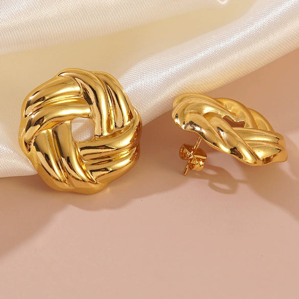Wholesale Light Luxury Geometric Heart Shape Stamped Stainless Steel Earrings For Women