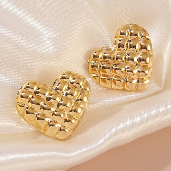 Wholesale Light Luxury Geometric Heart Shape Stamped Stainless Steel Earrings For Women