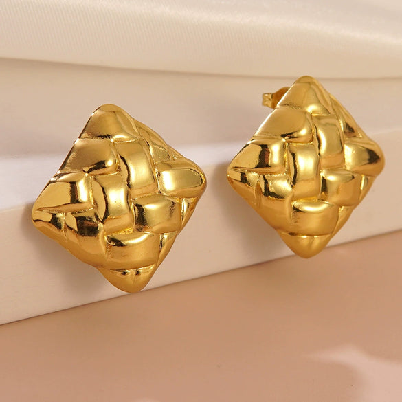 Wholesale Light Luxury Geometric Heart Shape Stamped Stainless Steel Earrings For Women