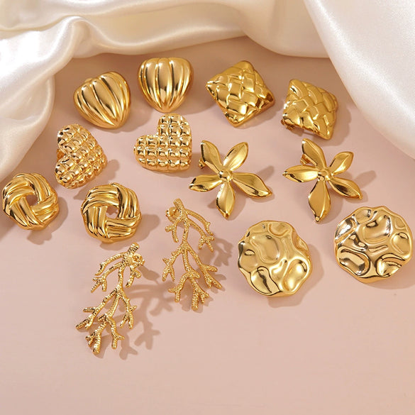 Wholesale Light Luxury Geometric Heart Shape Stamped Stainless Steel Earrings For Women