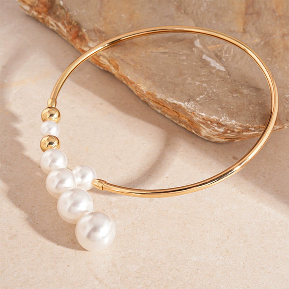 Wholesale Light Luxury Geometric Imitation Pearl Necklace With Electroplating For Women Clavicle Chain Choker