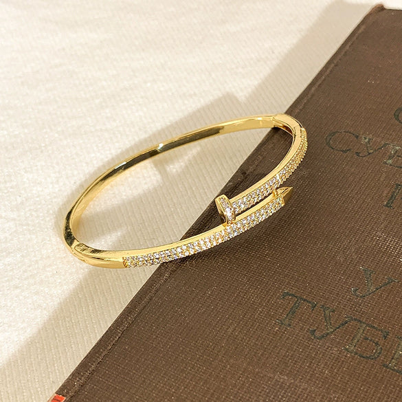 Wholesale Light Luxury Geometric Microinlaid Brass Buckle Bracelet Hand Accessory