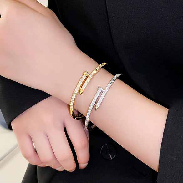 Wholesale Light Luxury Geometric Microinlaid Brass Buckle Bracelet Hand Accessory