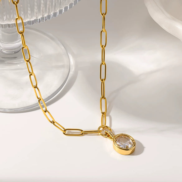 Wholesale Light Luxury Geometric Oval Zircon Pendant Clavicle Chain 18K Gold Plated Stainless Steel Necklace For Women