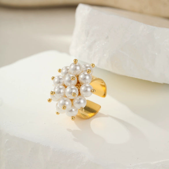 Wholesale Light Luxury Geometric Pearl Flower Stainless Steel Electroplated Women's Ring Accessories