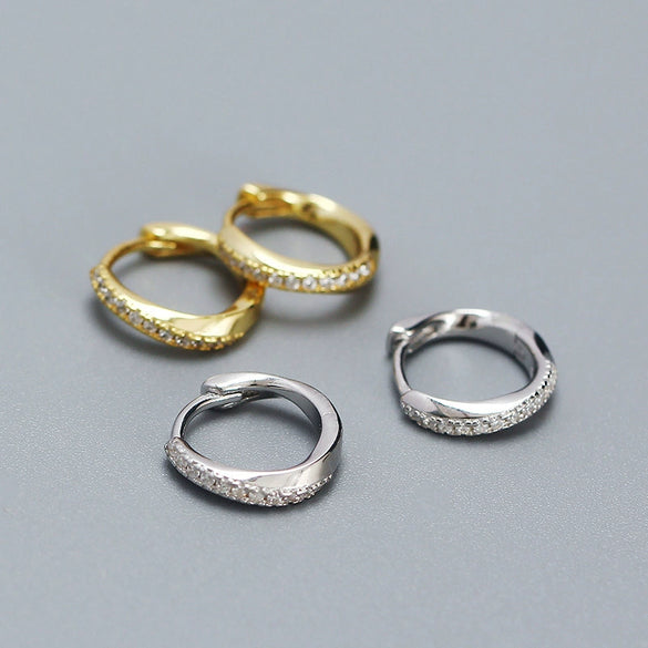 Wholesale Light Luxury Geometric S925 Silver Diamondembedded Earrings For Women With Electroplating