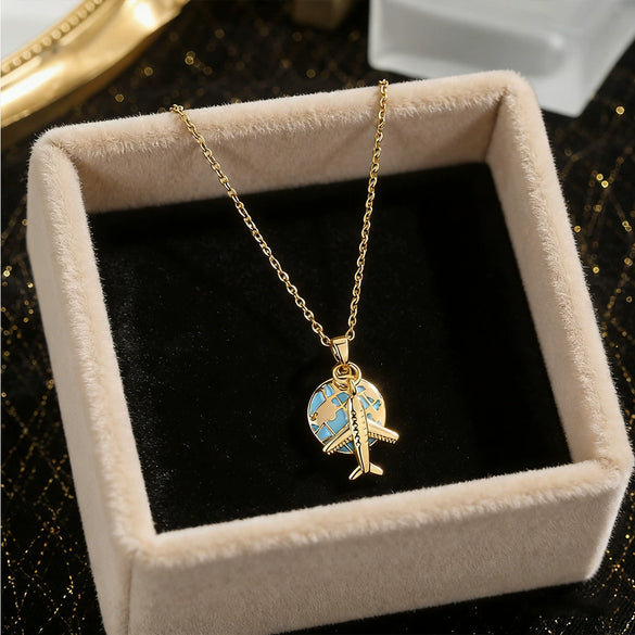 Wholesale Light Luxury Geometric Stainless Steel And Titanium Steel Electroplated Oshaped Chain Pendant Necklace For Women