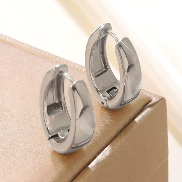 Wholesale Light Luxury Geometric Stainless Steel 18K Goldplated Hoop Earrings For Women