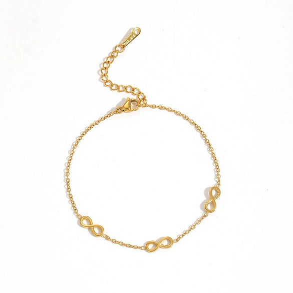 Wholesale Light Luxury Geometric Titanium Steel 18K Gold Inlaid Zircon And Rhinestone Clavicle Chain Necklace For Women