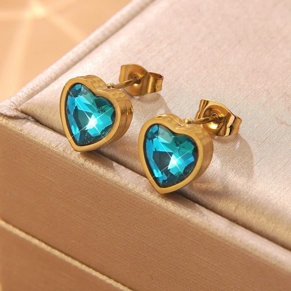 Wholesale Light Luxury Goldplated Stainless Steel Heart Shape Zircon Earrings And Ear Bone Nails For Women