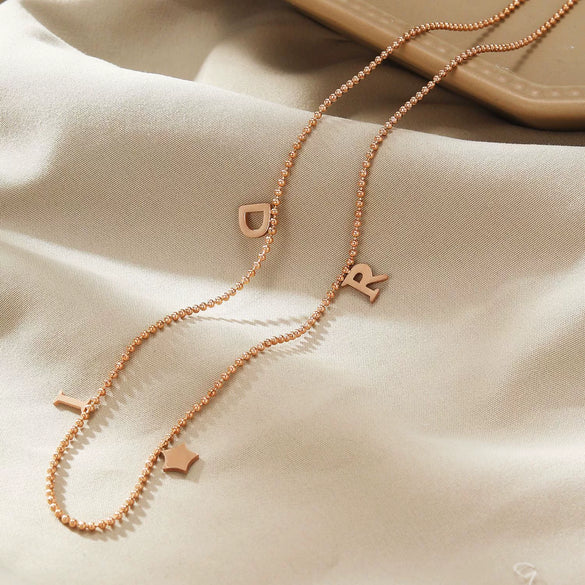Wholesale Light Luxury Goldplated Stainless Steel Insectpatterned Ochain Necklace