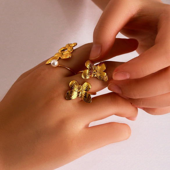 Wholesale Light Luxury Inlaid Pearl Butterfly Ring For Ladies Stainless Steel Ins Style 18K Furnace Vacuum Plated With Bow And Insect Patterns