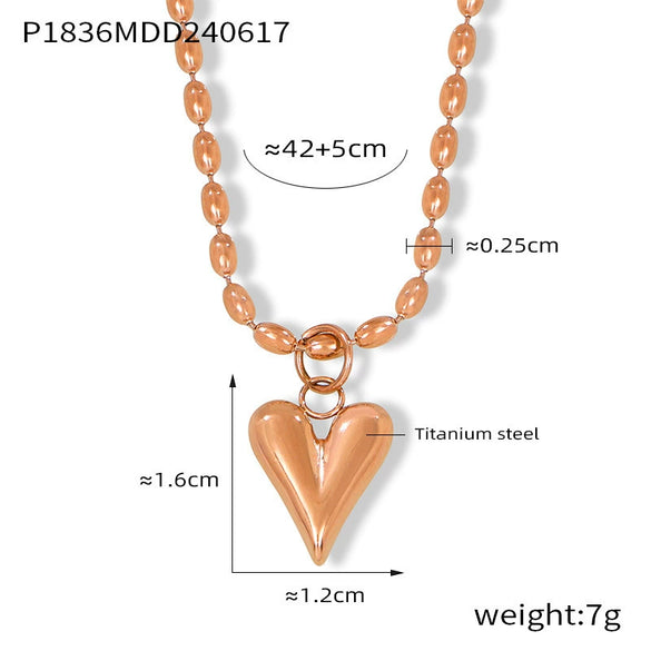 Wholesale Light Luxury Niche Design Heart Shaped Titanium Steel Rice Bead Necklace Electroplated 18K Gold For Women