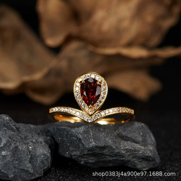 Wholesale Light Luxury Niche Style Vshaped Geometric Silver 925 Sterling Silver Plated 18K Gold Ring Set With Gems Jewelry Accessories