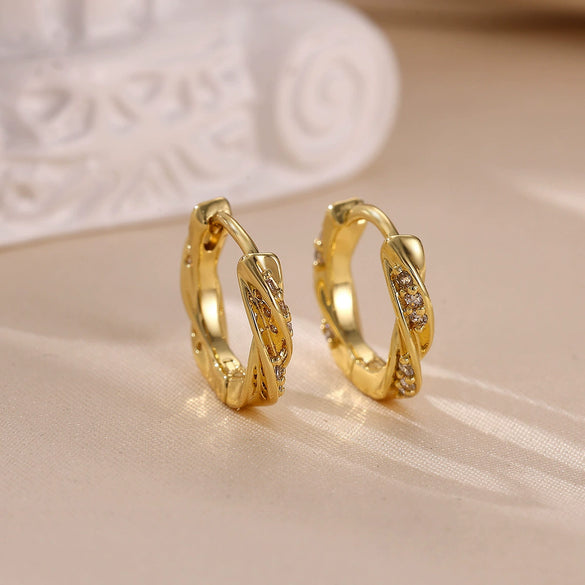 Wholesale Light Luxury Retro Ins Style Circle Plain Gold Electroplated Copper Zircon Earrings For Women