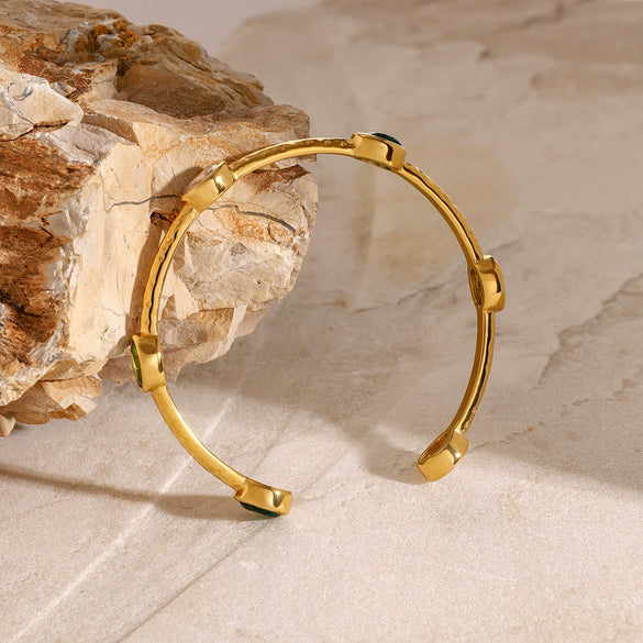 Wholesale Light Luxury Retro Stainless Steel Zircon Bracelet With 18K Gold Unfading Electroplating