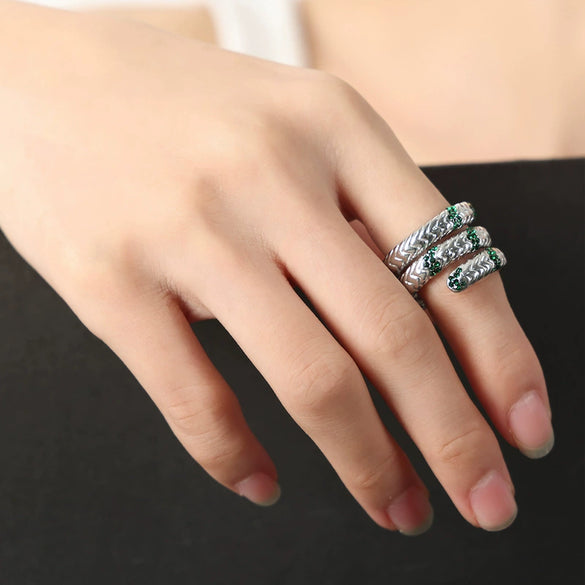 Wholesale Light Luxury Retro 316L Stainless Steel Gold Plated Open Ring Jewelry With Color Diamond And Geometric Pattern For Women