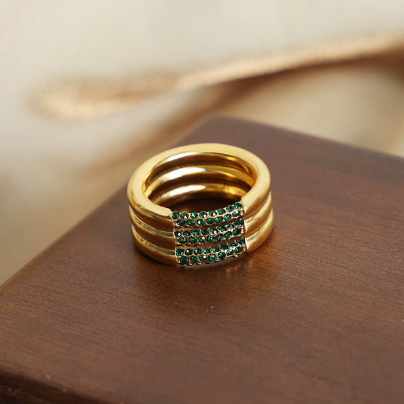 Wholesale Light Luxury Retro Titanium Steel Ring With 18K Gold Plated And Inlaid Czech Diamond Geometric Pattern For Women