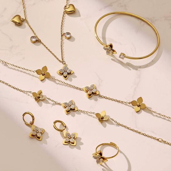 Wholesale Light Luxury Stainless Steel Electroplated Flowerinlaid Zircon Jewelry Set For Women