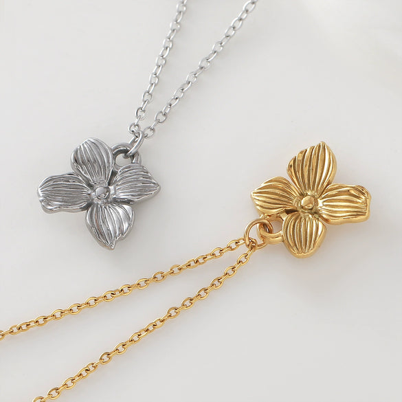 Wholesale Light Luxury Stainless Steel Flower Pendant Necklace With Electroplating O Word Chain For Women