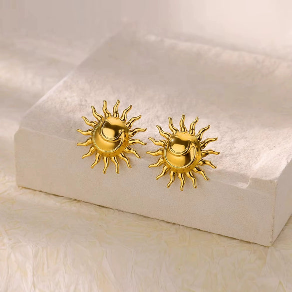 Wholesale Light Luxury Stainless Steel Hollow Bead Geometric And Flower Design Electroplated Earrings For Women