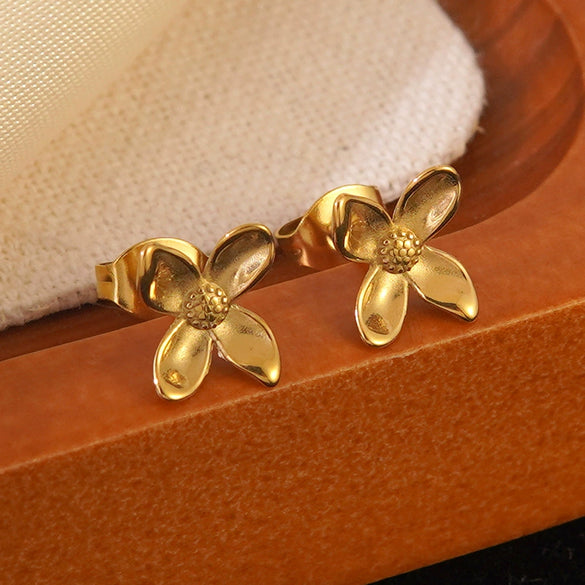 Wholesale Light Luxury Stamped Stainless Steel Flower Earrings For Women