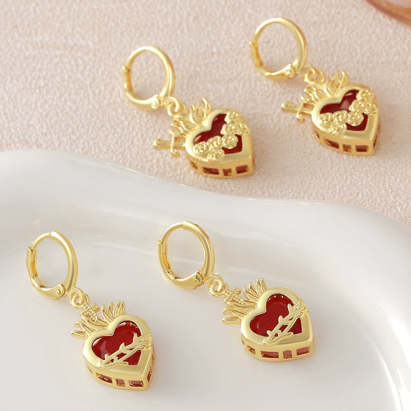 Wholesale Light Luxury Style Electroplated Copper Heart Shape Earrings For Women