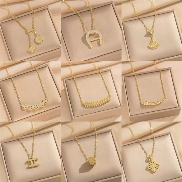 Wholesale Light Luxury Style Geometric Wave Pattern 18K Gold Plated Copper Pendant O Word Chain Necklace For Women