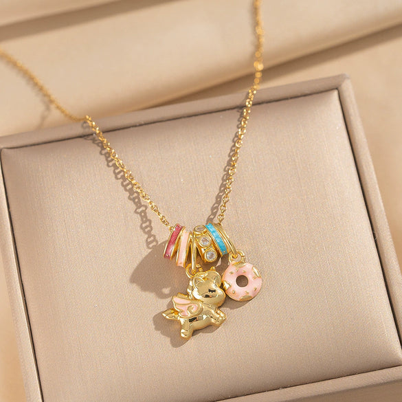 Wholesale Light Luxury Style Geometric Wave Pattern 18K Gold Plated Copper Pendant O Word Chain Necklace For Women