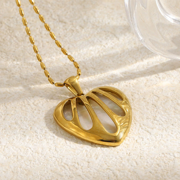 Wholesale Light Luxury Style Stainless Steel Electroplated Heart Shape Pendant Necklace For Women