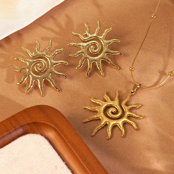 Wholesale Light Luxury Style Stainless Steel Electroplated Sun And Stars Moon Clouds Universe Pattern Hollow Necklace Earrings Set For Women