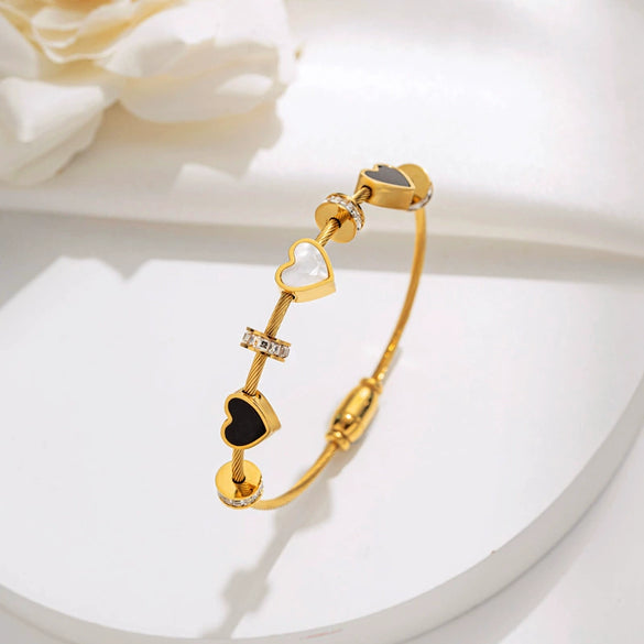 Wholesale Light Luxury Titanium Steel Magnetic Loop Openable Women's Bracelet With Electroplating
