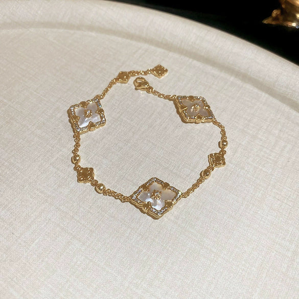 Wholesale Light Luxury Women's Copper Zircon Horseshoe Buckle Geometric Bracelet 18K Real Gold Electroplated