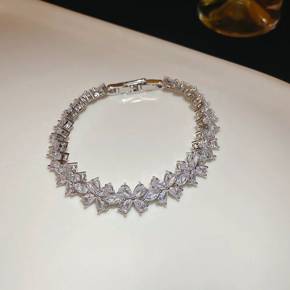 Wholesale Light Luxury Women's Copper Zircon Horseshoe Buckle Geometric Bracelet 18K Real Gold Electroplated