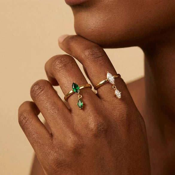 Wholesale Light Luxury Women's Fruit Shaped Stainless Steel Chain Ring With Double Diamonds And White And Green Zircon Electroplated