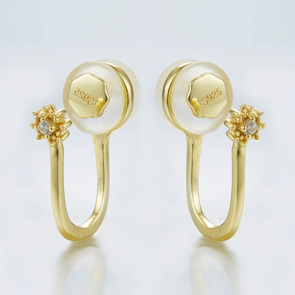 Wholesale Light Nonpierced Geometric Earrings Made Of S925 Sterling Silver With Inlaid Zircon For Women