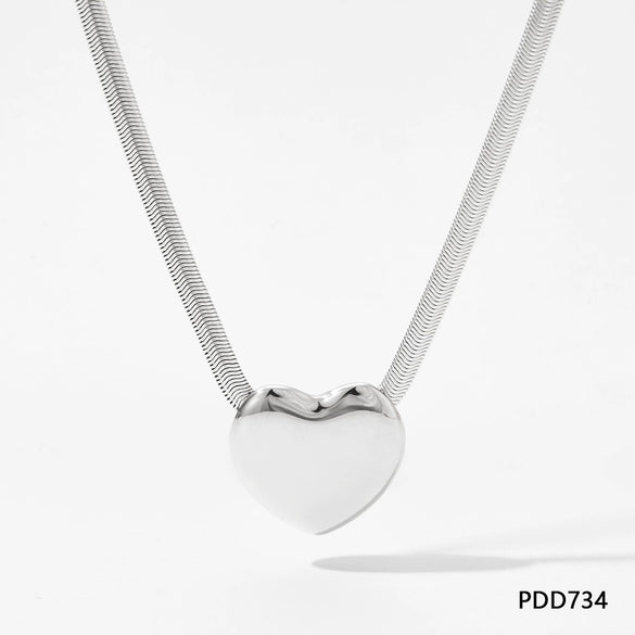 Wholesale Love Necklace Stainless Steel Heart Shaped Clavicle Chain With Snake Bone Chain Electroplated Light Luxury Niche Pendant Jewelry