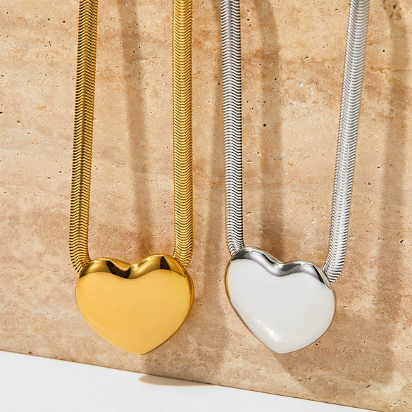 Wholesale Love Necklace Stainless Steel Heart Shaped Clavicle Chain With Snake Bone Chain Electroplated Light Luxury Niche Pendant Jewelry