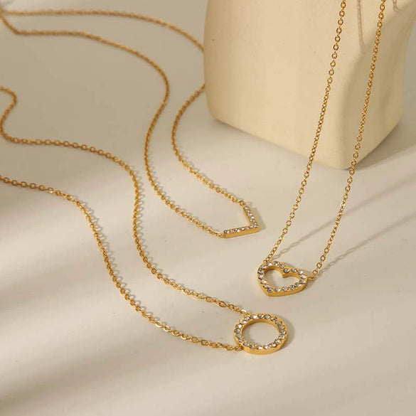 Wholesale Loveshaped Stainless Steel Necklace With 18K Gold Plated And Diamond For Women Ochain Vacuum Real Gold Electroplating In Pvd Furnace Light Luxury And Lovely Niche Jewelry